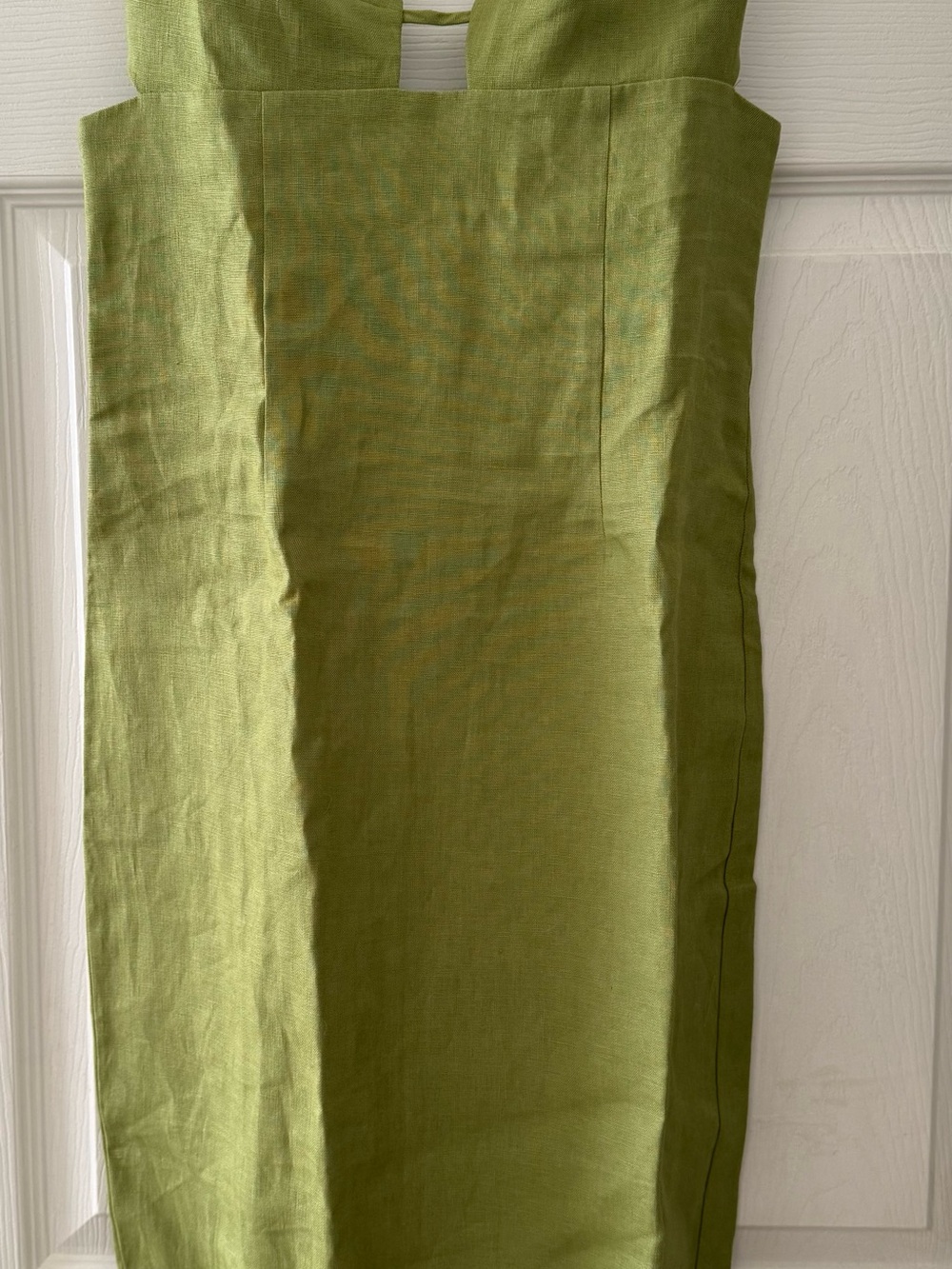 Reformation Malibu Linen Dress in Avocado - Picture 2 of 6